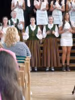 F2011_003.jpg